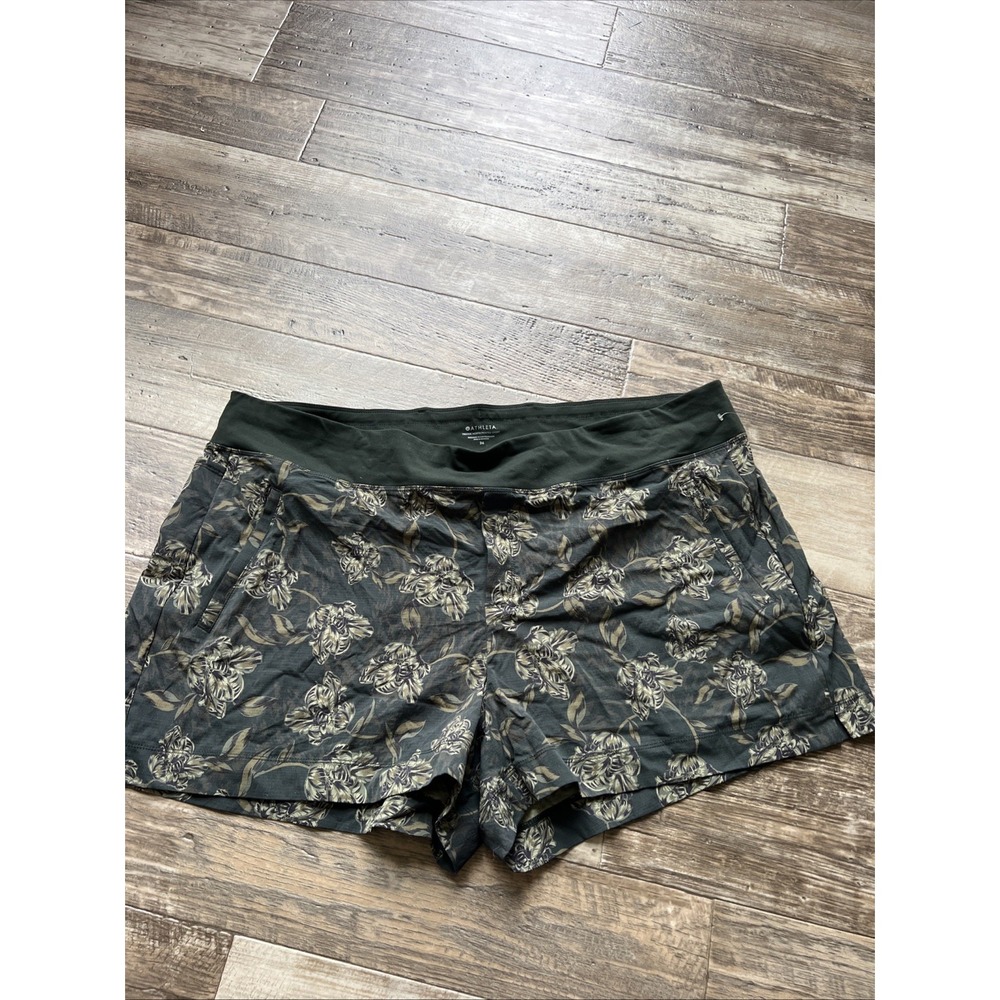 Athleta Trekkie North Printed Short Terra Firma Olive Size 26 Plus Active‎ - Picture 2 of 7